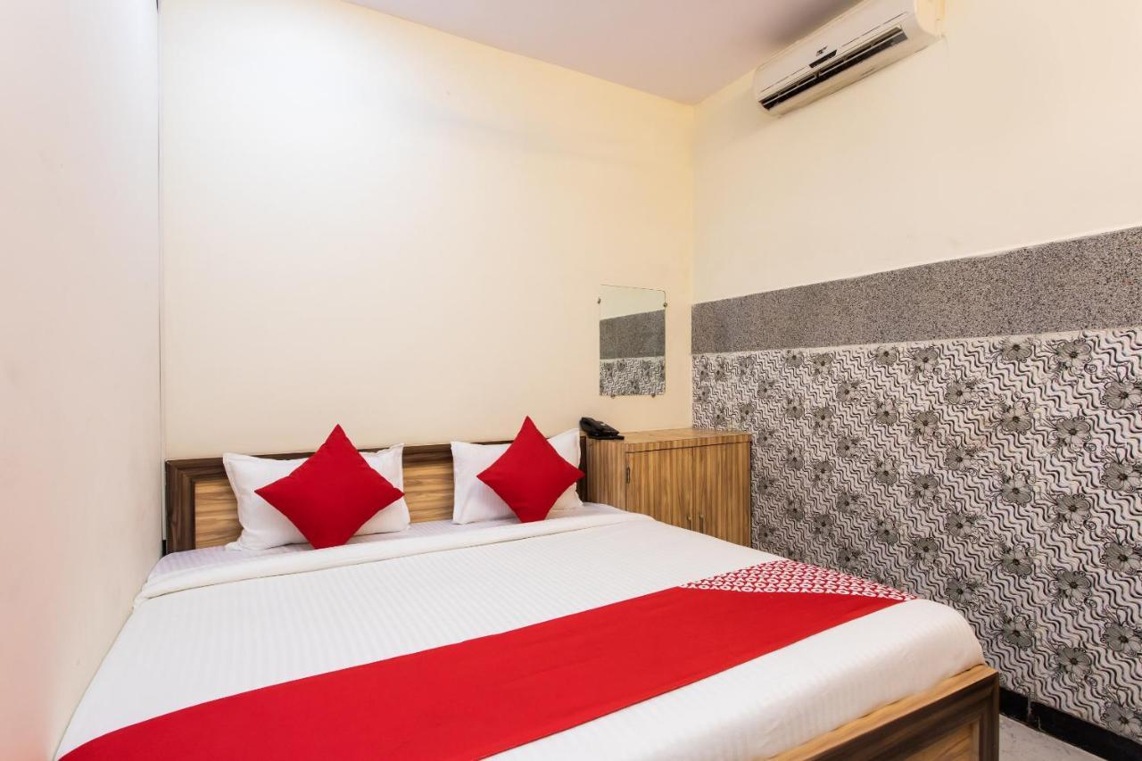 Oyo 24196 Hotel Shreenath Palace Ujjain Εξωτερικό φωτογραφία