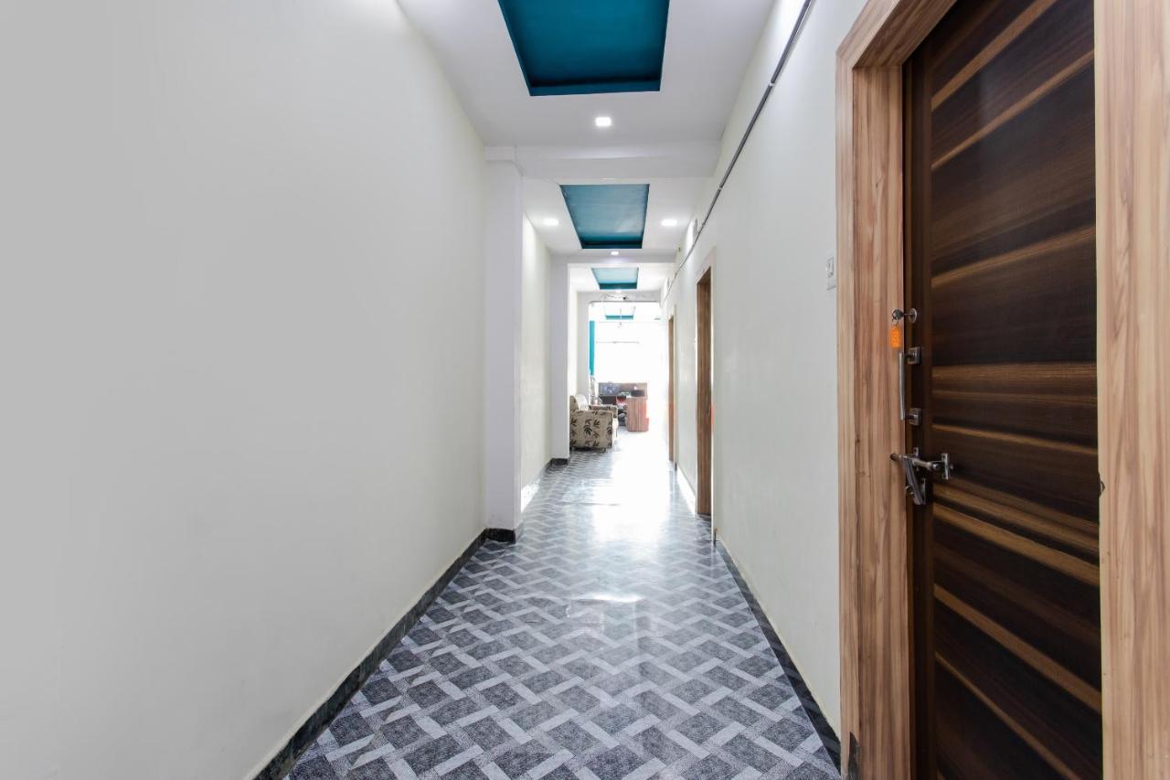 Oyo 24196 Hotel Shreenath Palace Ujjain Εξωτερικό φωτογραφία