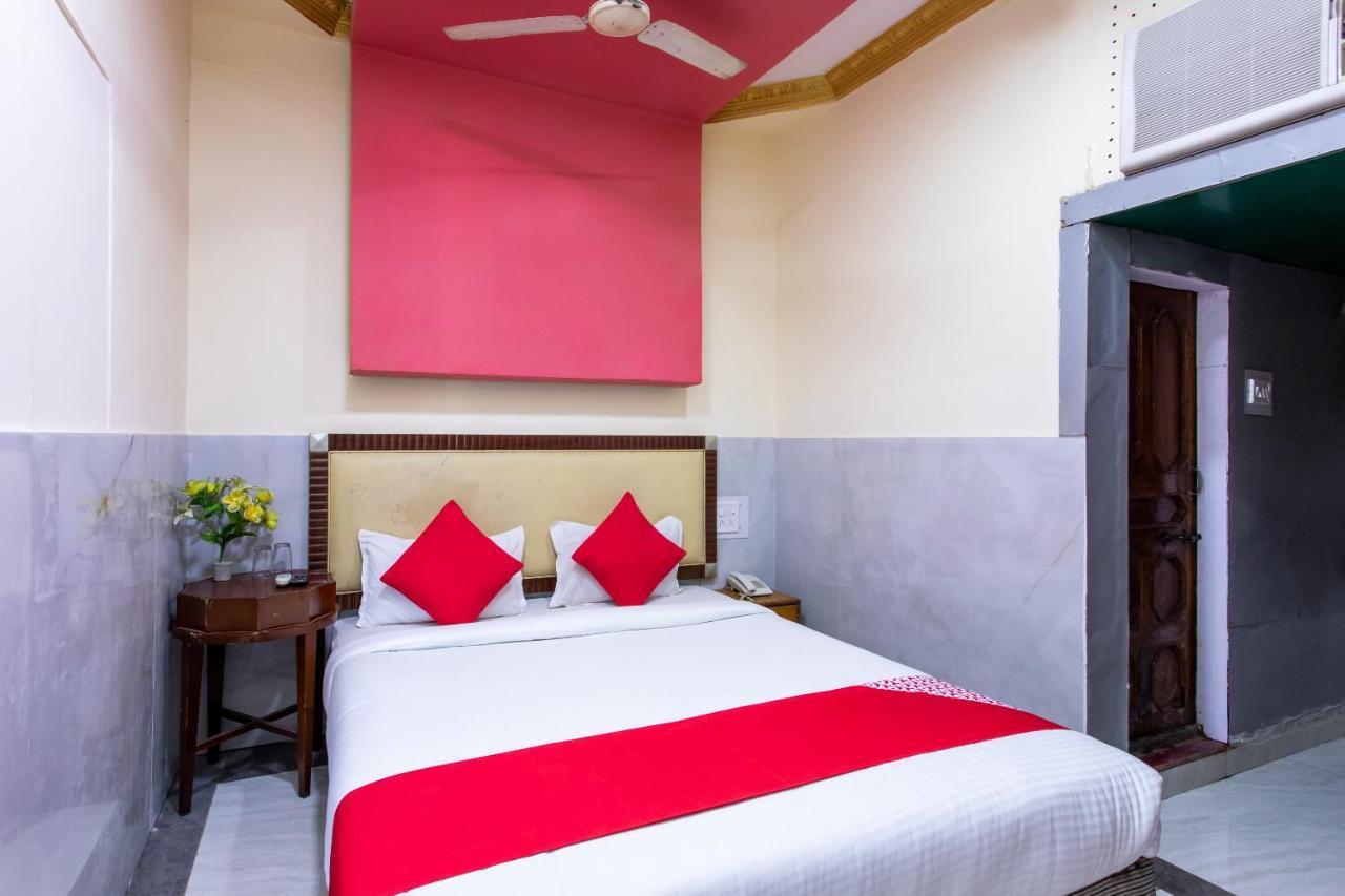 Oyo 24196 Hotel Shreenath Palace Ujjain Εξωτερικό φωτογραφία